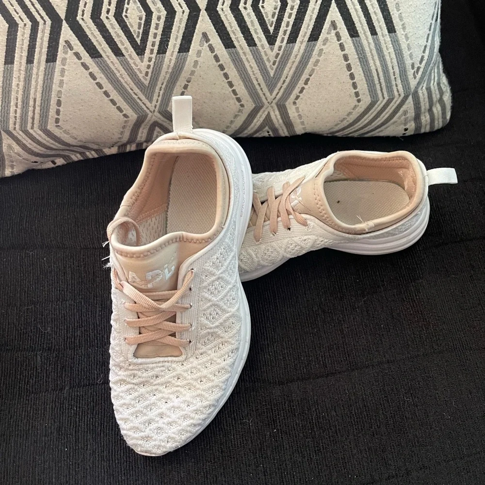 APL" TechLoom Phantom Athletic Propulsion Labs-White & Cream - Picture 8 of 13